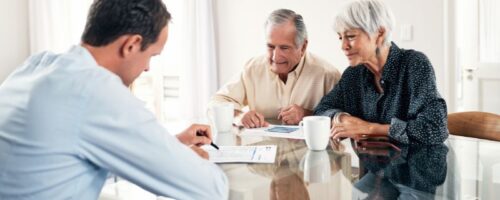 Jubilación parcial y obligatoriedad para la Empresa. Salvo previsión expresa en el Convenio Colectivo aplicable, la Empresa no está obligada legalmente a aceptar la propuesta de la jubilación parcial del trabajador, ni tampoco a formalizar un contrato de relevo